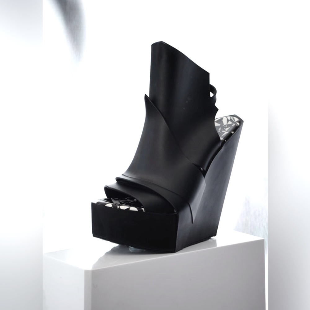 Original Melissa Garett Pugh released 2015 for 10 year anniversary fits S. 7/7.5